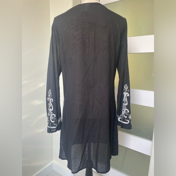 🧑‍🎄⭐️ Debbie Katz black and white cover up SZ medium EUC 🥰 - Picture 6 of 7